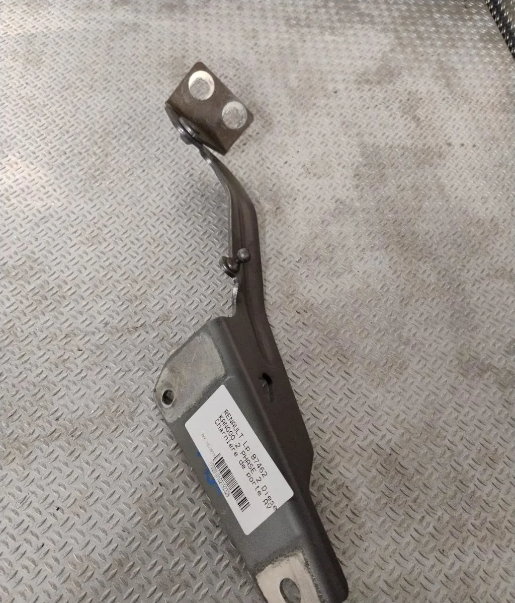 Charniere sup porte battante arg Renault KANGOO Express (FW0-1_) 1.5 dci 75 (fw07, fw10, fw04) (2010) 4 portes occasion