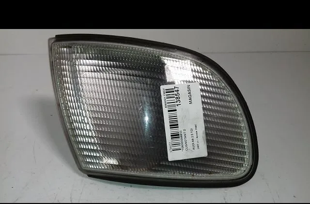 Clignotant droit Audi A6 C4 (4A2) 2.5 tdi (1994-1997) occasion