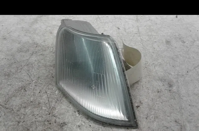 Clignotant droit Citroën XANTIA (X1_, X2_) 1.8 i 16v (1995-2001) occasion