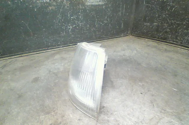 Clignotant droit Citroen XANTIA (X1_, X2_) 1.9 turbo d (1993-2003) occasion — photo 2