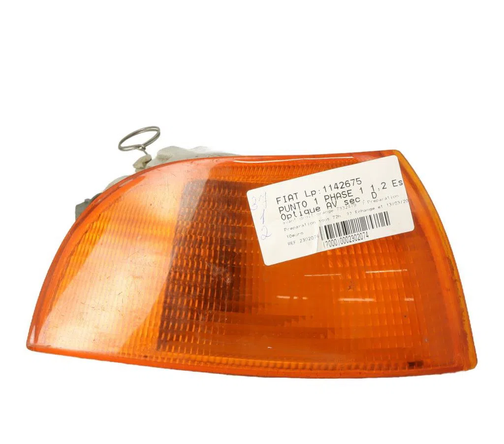 Clignotant droit Fiat PUNTO (176_) 60 1.2 (176ap, 176ar, 176aq, 176bb) (1993-1999) occasion