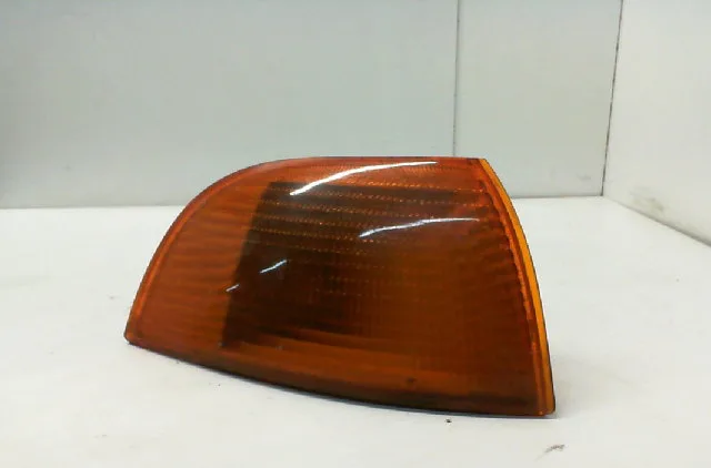 Clignotant droit FIAT PUNTO I Phase 1 11-1993--10-1999 1.1i 54ch occasion