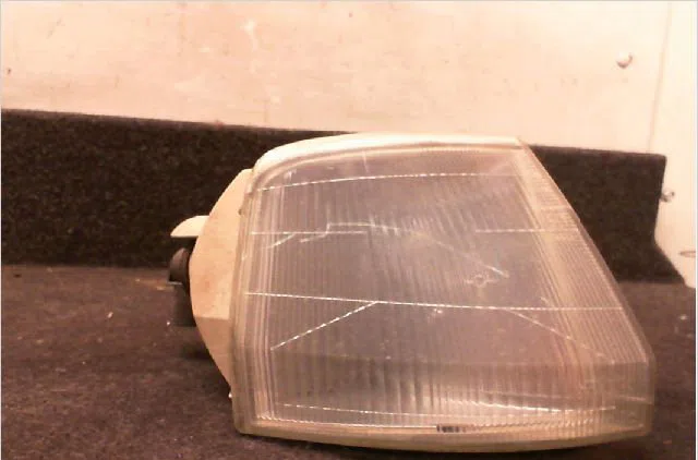 Clignotant droit Peugeot 106 I (1A, 1C) 1.0 (1991-1996) occasion