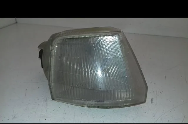 Clignotant droit Peugeot 106 I (1A, 1C) 1.5 d (1994-1996) occasion