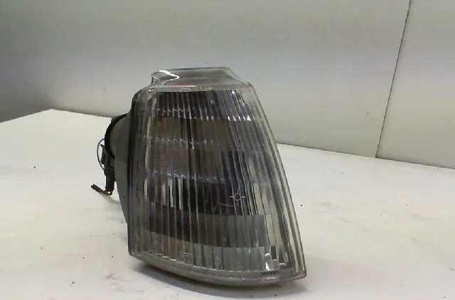 Clignotant droit RENAULT 19 Phase 1 07-1989--04-1992 1.4i 8v 80ch occasion