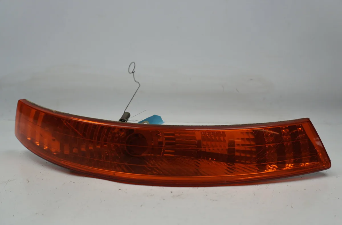 Clignotant droit Renault TRAFIC II Autobus-Autocar (JL) 2.5 dci 135 (jl0d) (2003-2006) occasion