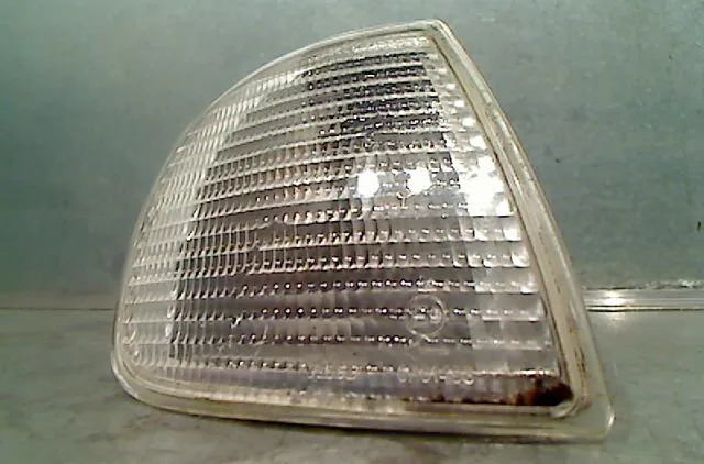 Clignotant droit SEAT CORDOBA 1997 occasion