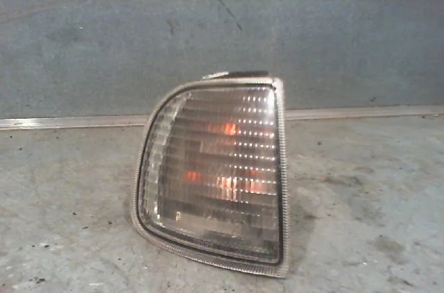 Clignotant droit SEAT IBIZA 1996 occasion