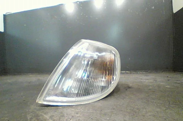 Clignotant gauche Citroën SAXO (S0, S1) 1.4 vts (1996-2003) occasion