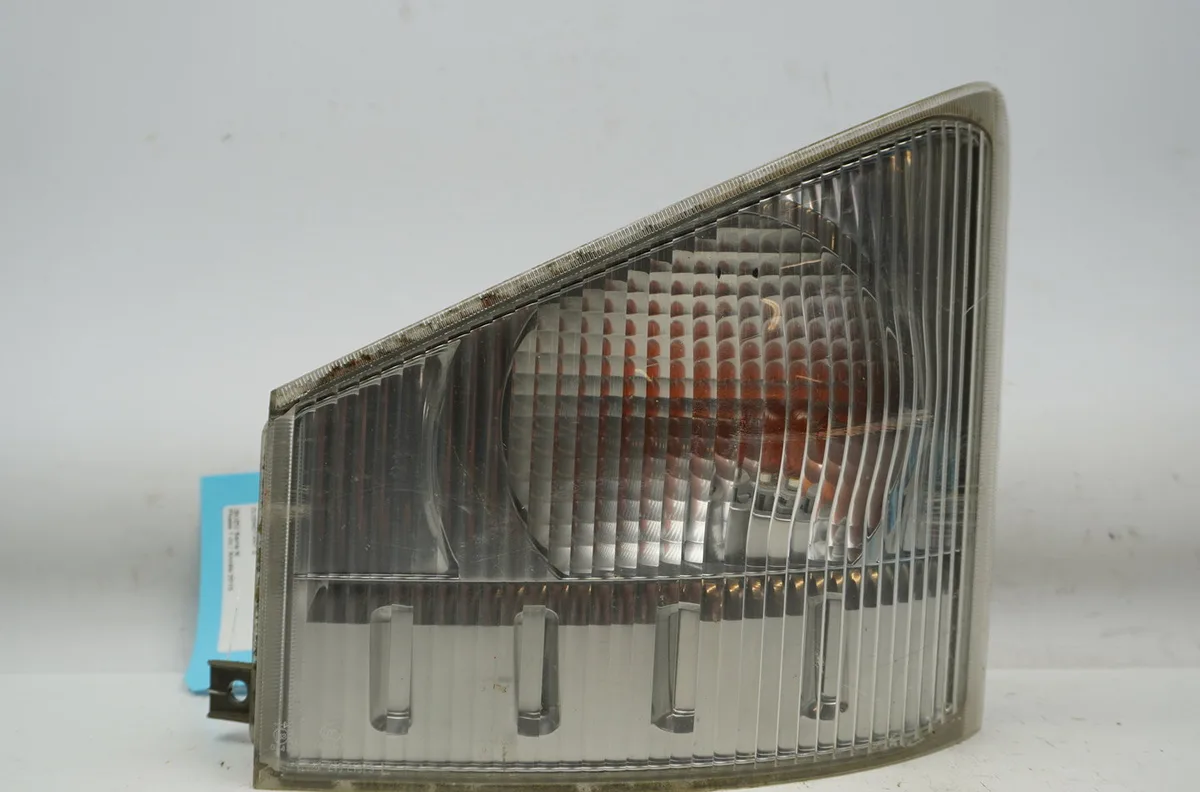 Clignotant gauche ISUZU Serie N 3.0D 150ch occasion