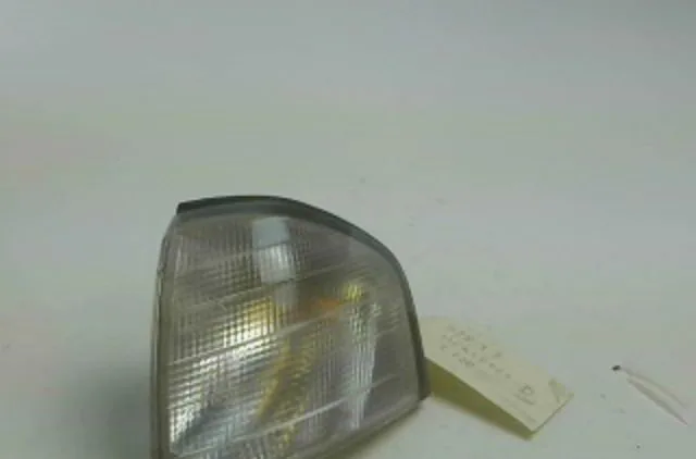 Clignotant gauche MERCEDES C220 1998 occasion