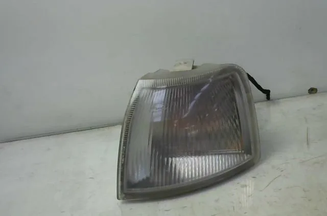 Clignotant gauche Opel VECTRA A 3-5 portes (J89) 1.7 td (f68, m68) (1990-1995) occasion