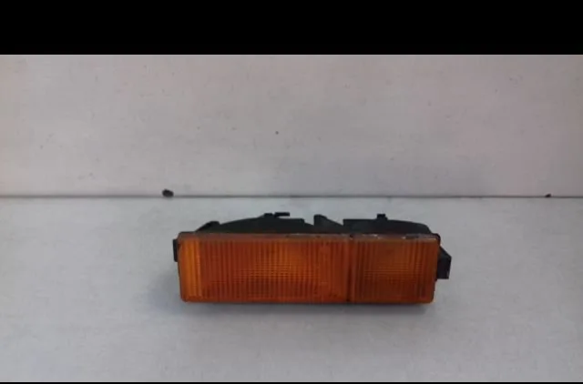 Clignotant gauche Peugeot J5 Camion plate-forme-Châssis (290L) 2.5 td (1990-1994) occasion