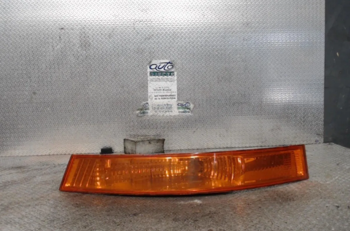 Clignotant gauche RENAULT MASTER 2 MASTER 2 PHASE 3 occasion