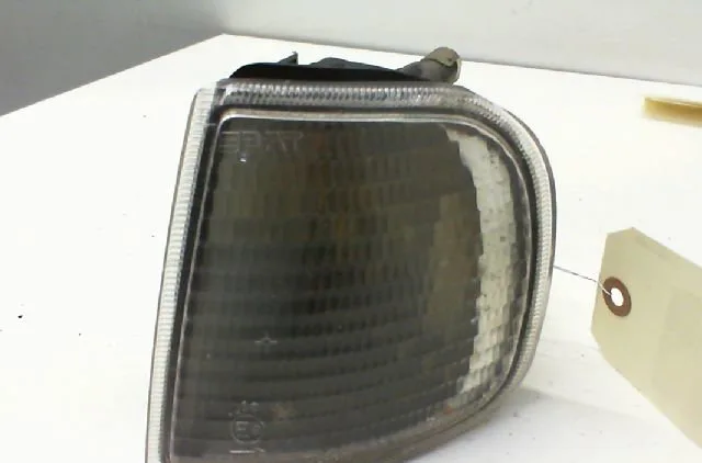 Clignotant gauche SEAT IBIZA II Phase 1 05-1993--04-1996 occasion
