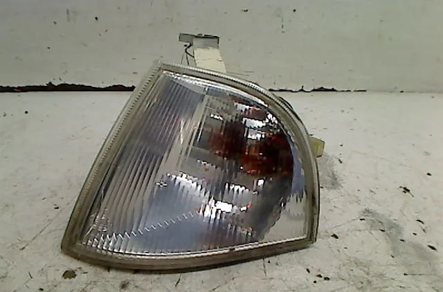 Clignotant gauche Skoda OCTAVIA I (1U2) 1.9 tdi (1996-2010) occasion