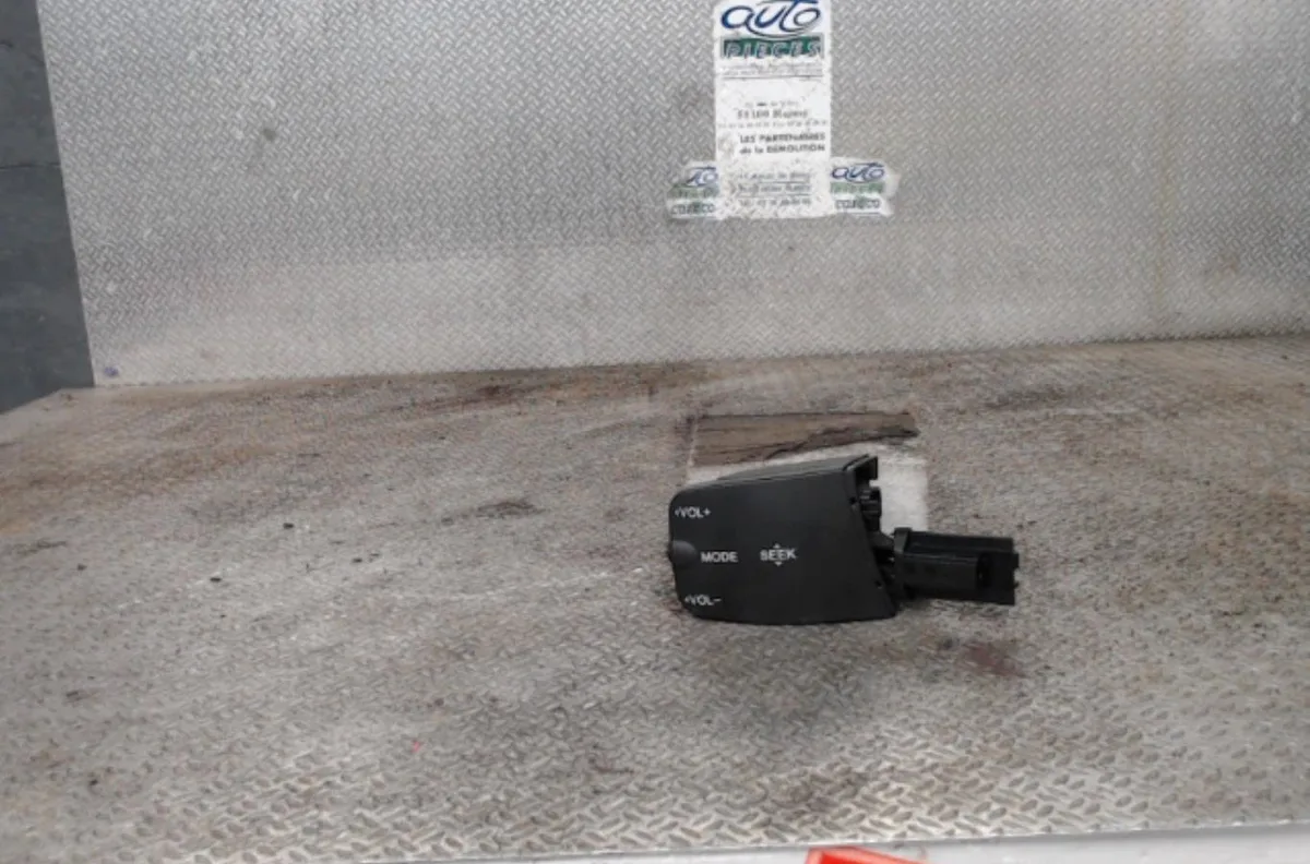 Commande autoradio FORD C-MAX 1 PHASE 2 occasion