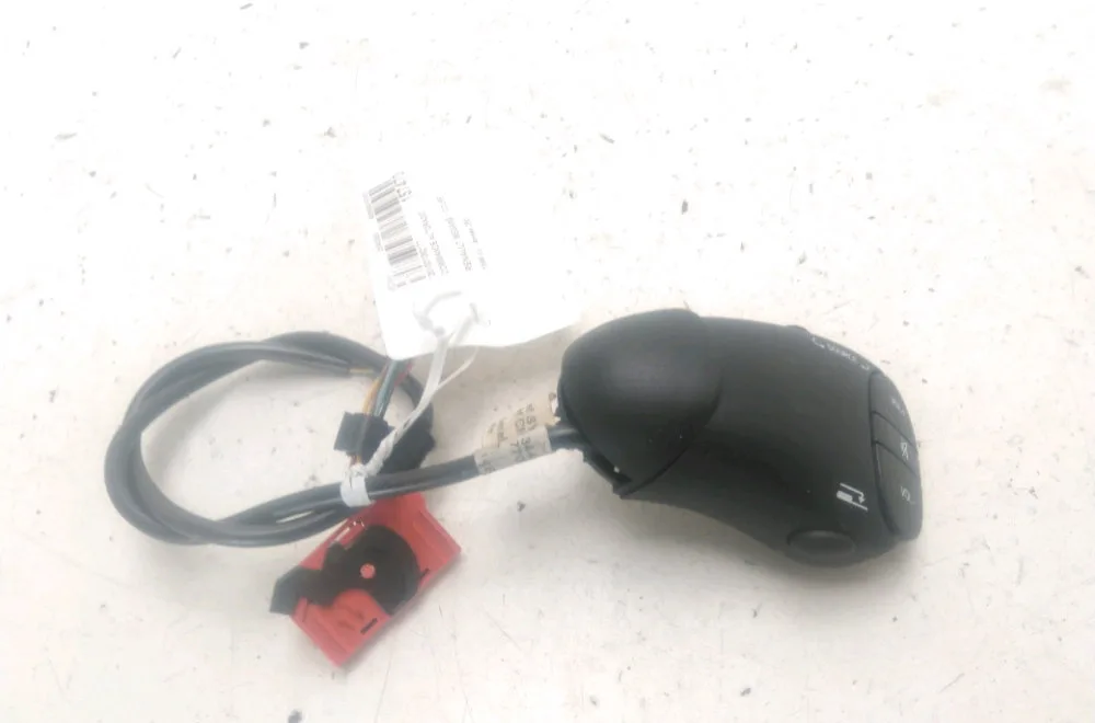 Commande autoradio Renault MEGANE I Coupé (DA0-1_) 1.6 16v (da0b, da04, da11) (1999-2003) 2 portes occasion