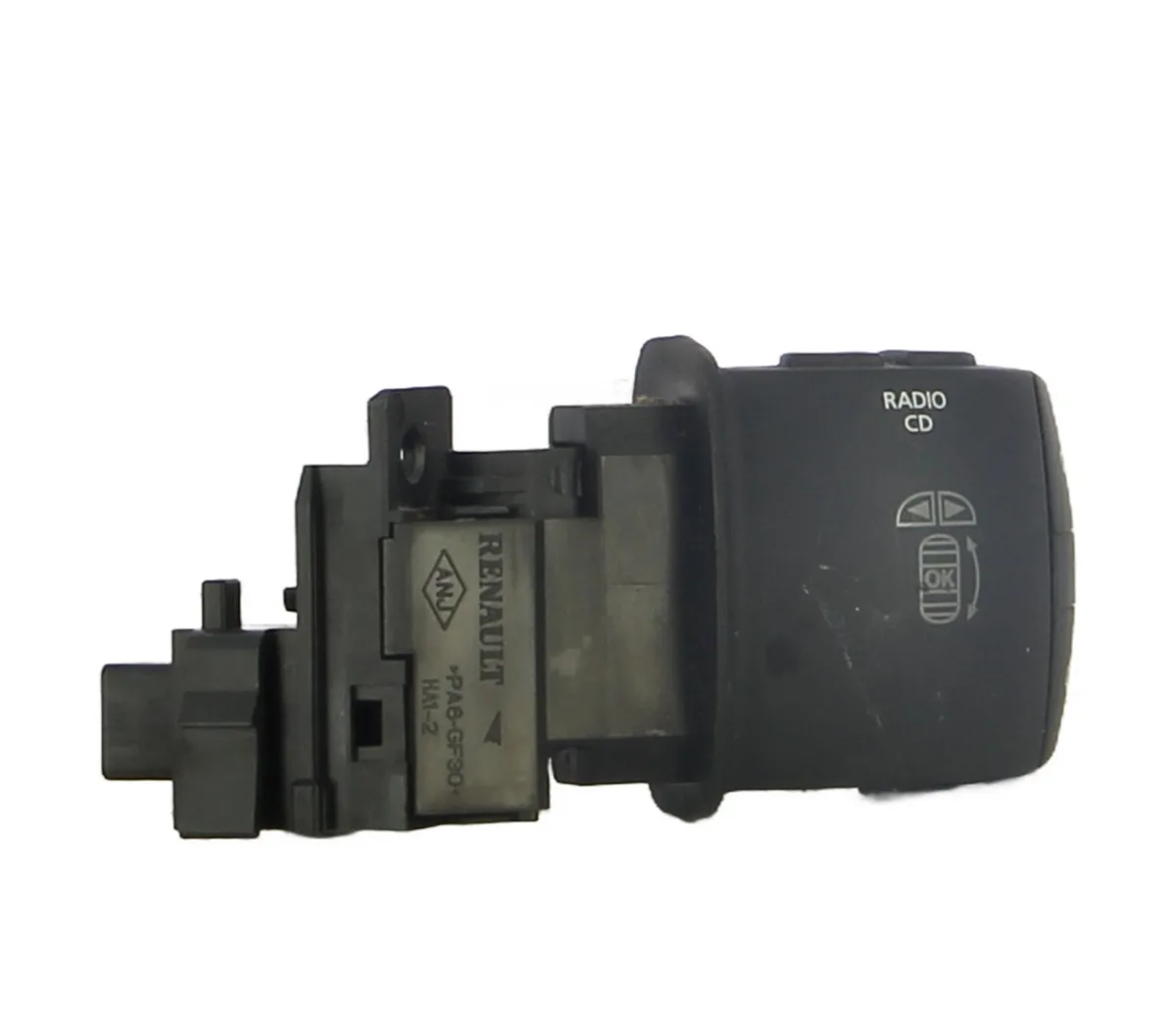 Commande autoradio Renault MEGANE III 3-5 portes (BZ0-1_, B3_) 1.5 dci (2009) occasion