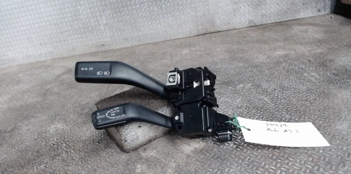 Commande clignotant AUDI A3 2  A3 2 PHASE 1 occasion