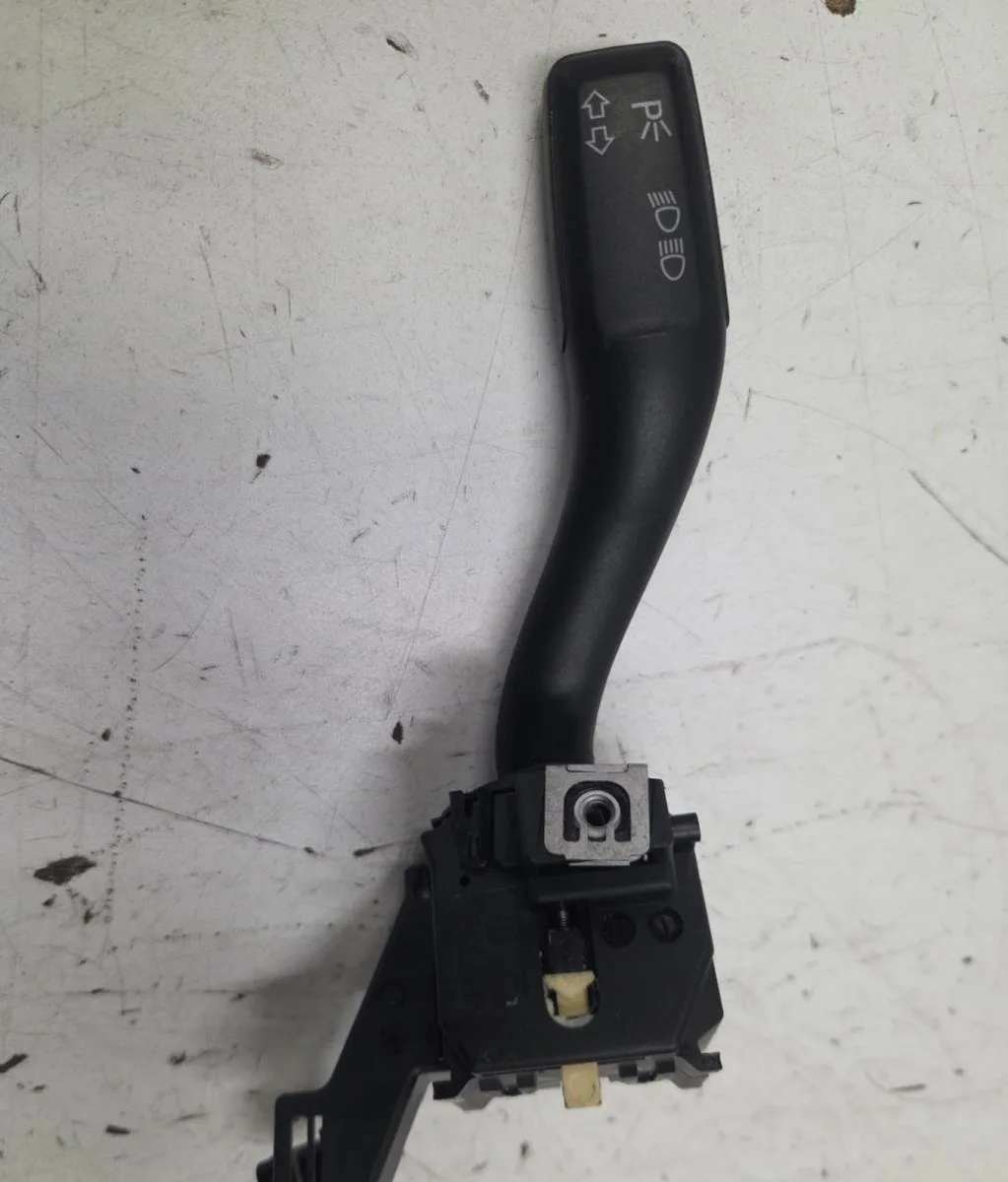 Commande clignotant AUDI A3 2 PHASE 1 occasion