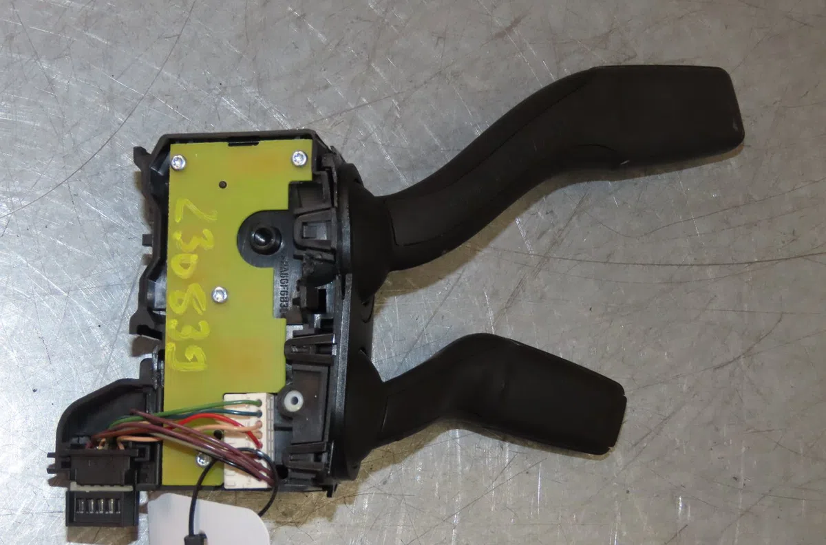 Commande clignotant Audi TT (8J3) 2.0 tfsi quattro (2010-2014) occasion