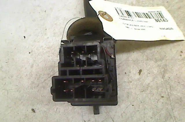 Commande clignotant Citroën BERLINGO - BERLINGO FIRST Monospace (MF_, GJK_, GFK_) 2.0 hdi 90 (mfrhy) (1999-2005) occasio