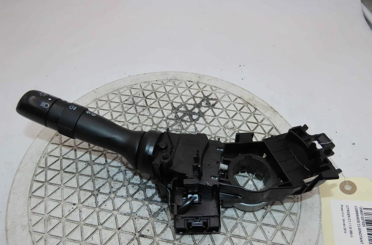 Commande clignotant CITROEN C1 I occasion