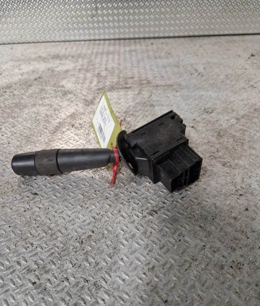 Commande clignotant CITROEN XANTIA  XANTIA PHASE 1 occasion