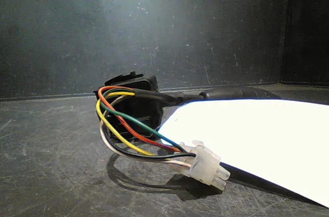 Commande clignotant Daewoo LANOS (KLAT) 1.5 (1997) occasion