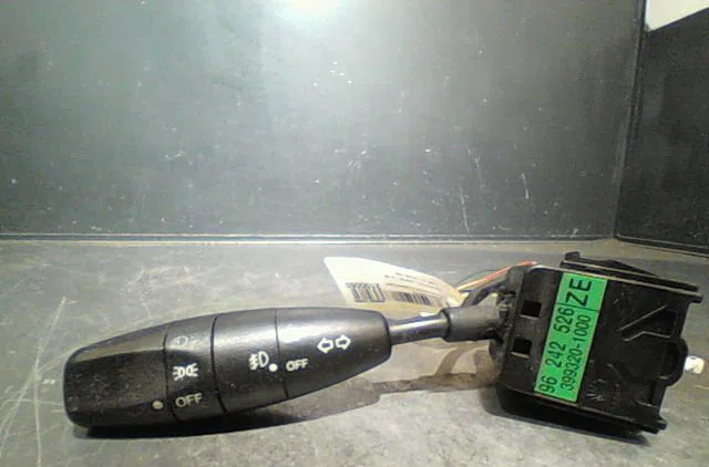 Commande clignotant Daewoo LANOS (KLAT) 1.5 (1997) occasion