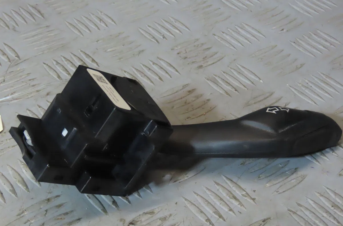 Commande clignotant FORD C-MAX 2011 occasion