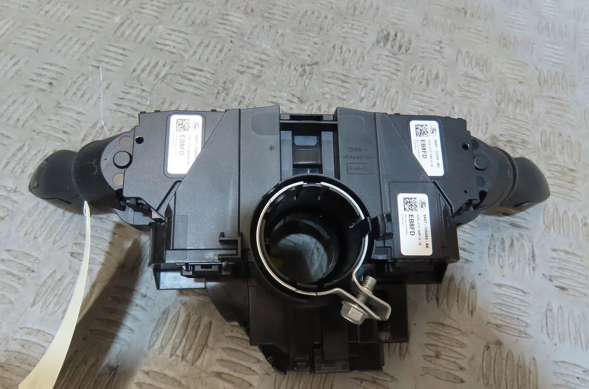 Commande clignotant Ford FIESTA VI (CB1, CCN) 1.4 tdci (2010-2012) 3 portes occasion