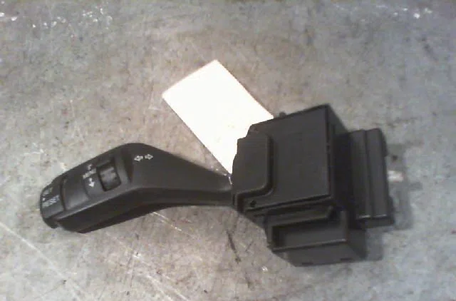Commande clignotant FORD FOCUS 2007 occasion