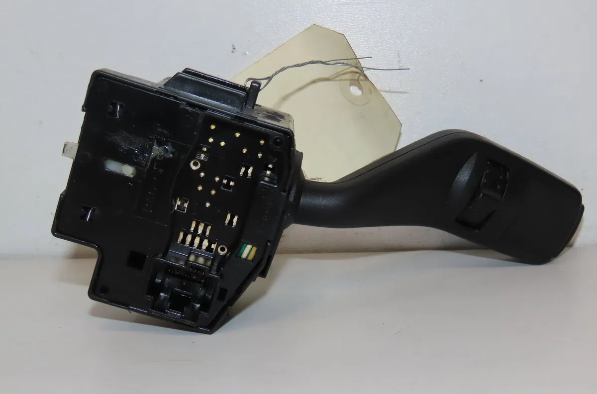 Commande clignotant Ford FOCUS II (DA_, HCP, DP) 1.8 tdci (2005-2012) occasion