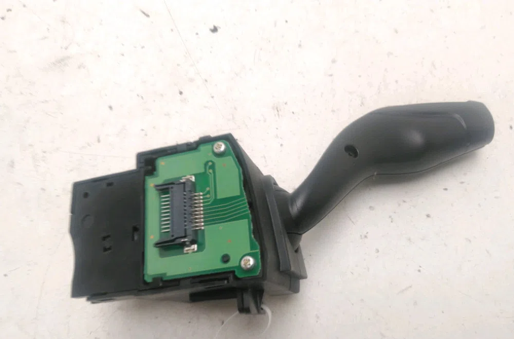 Commande clignotant Ford GRAND C-MAX (DXA-CB7, DXA-CEU) 1.6 tdci (2010-2019) occasion