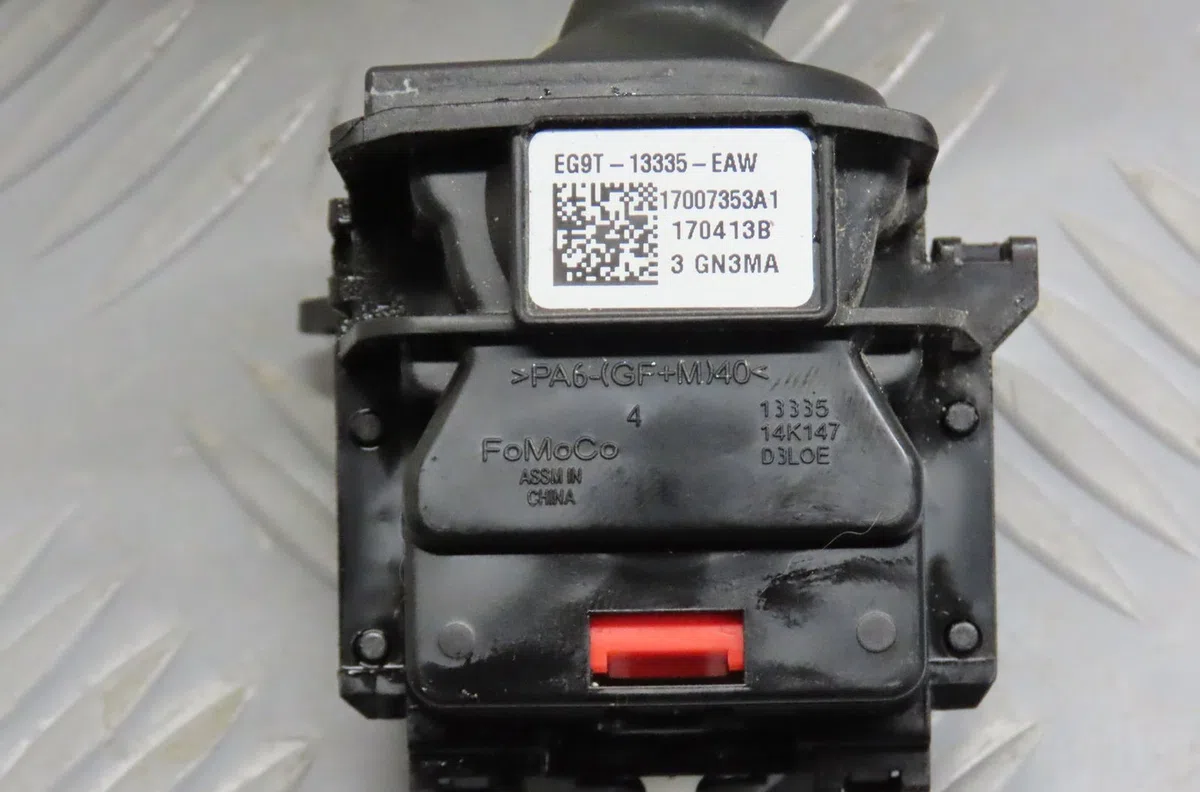 Commande clignotant Ford RANGER (TKE) 3.2 tdci 4x4 (2011) occasion