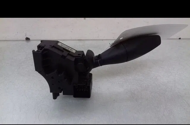 Commande clignotant Ford TRANSIT CONNECT (P65_, P70_, P80_) 1.8 di (2002-2013) occasion