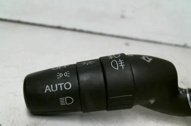 Commande clignotant Honda CIVIC VIII Hatchback (FN, FK) 2.2 ctdi (fk3) (2005) 5 portes occasion