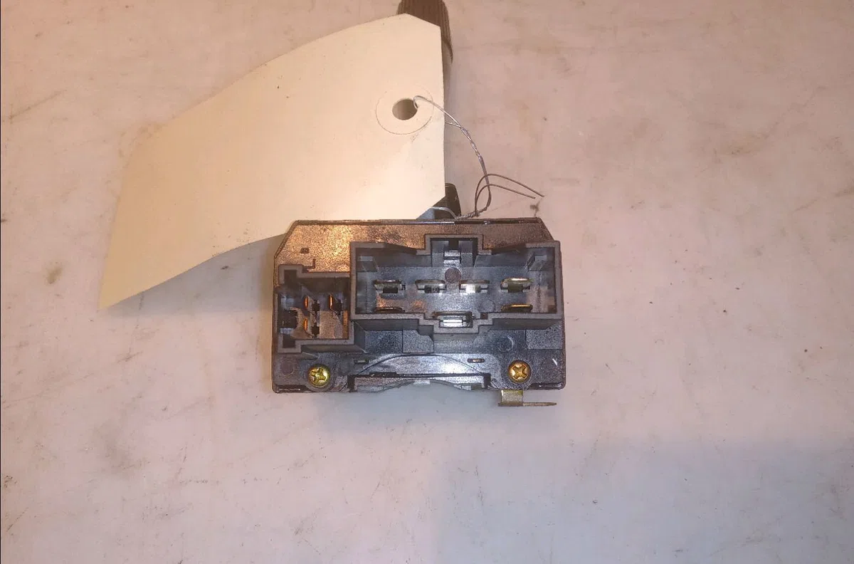 Commande clignotant Honda CR-V I (RD) 2.0 16v 4wd (rd1, rd3) (1995-2001) occasion