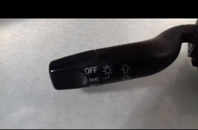 Commande clignotant Honda HR-V (GH) 1.6 16v (gh1, gh3) (1999) occasion
