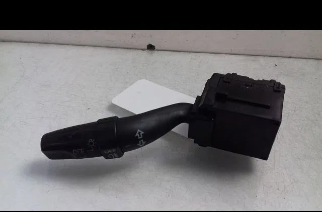 Commande clignotant Honda JAZZ II (GD_, GE3, GE2) 1.2 i-dsi (gd5, ge2) (2002-2008) 5 portes occasion