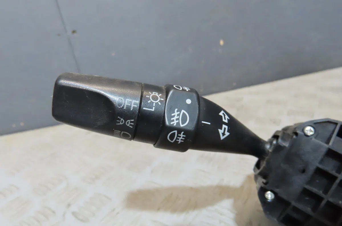 Commande clignotant Honda JAZZ II (GD_, GE3, GE2) 1.2 i-dsi (gd5, ge2) (2002-2008) 5 portes occasion