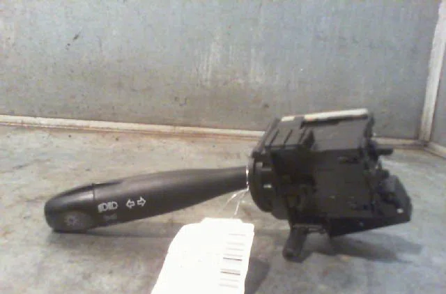 Commande clignotant HYUNDAI GETZ Phase 1 09-2002--11-2005 occasion