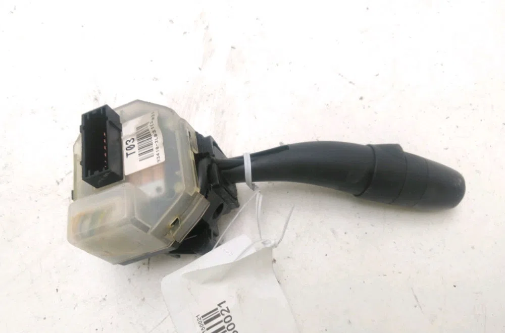 Commande clignotant Hyundai I30 Break (FD) 1.6 crdi (2008-2012) occasion