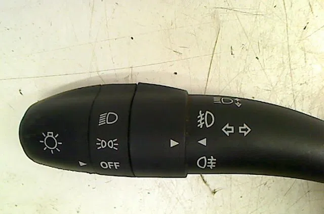 Commande clignotant Hyundai I30 (FD) 1.4 (2007-2011) occasion