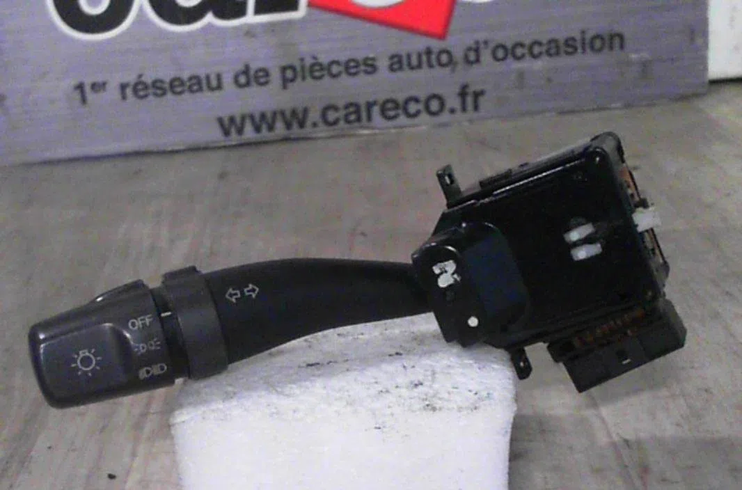 Commande clignotant HYUNDAI TRAJET  TRAJET occasion