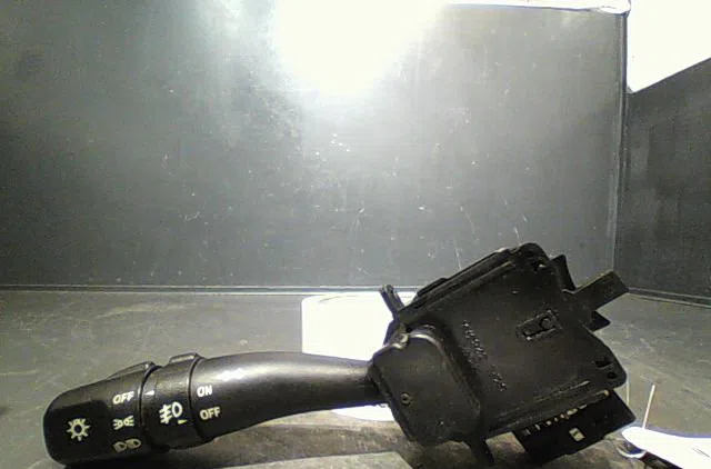 Commande clignotant Kia SORENTO I (JC) 2.5 crdi (2006-2011) occasion