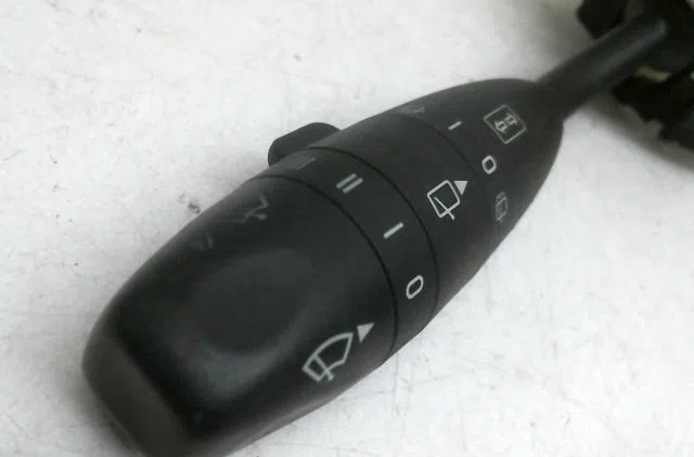 Commande clignotant Mercedes-benz CLASSE A (W169) A 170 (169.032, 169.332) (2004-2012) occasion