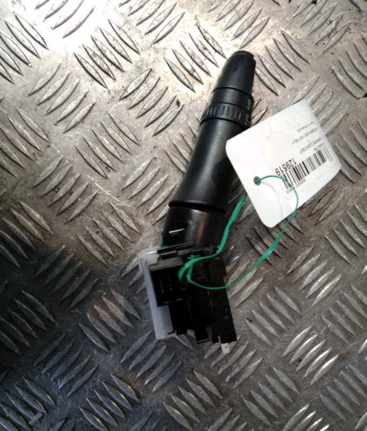 Commande clignotant Mitsubishi ASX (GA_W_) 1.8 di-d (ga6w) (2010) occasion